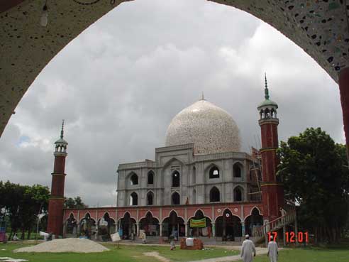 Central Mosque of Furfura, Pakshi